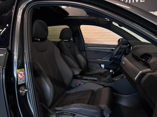 Audi Q3 35 TFSI S-Line Black Edition Pano Camera Leder Trekhaak 19'' / 15