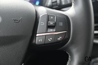 Ford Kuga 2.5 PHEV Vignale / 11