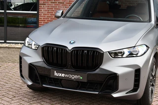 BMW X5 xDrive50e M-Sport  Frozen-grey Pano Trekh Massage ACC 360 HUD 4WS Soft-close H/K / 76