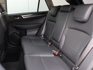 Subaru Outback 2.5i Premium  | Schuifdak | Trekhaak | Winterbandenset | H&K / 29