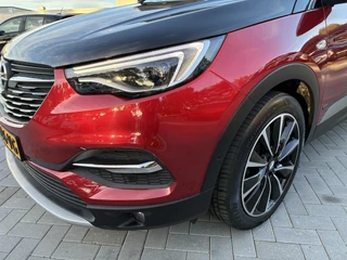 Opel Grandland X 1.6 Turbo Hybrid4 Automaat Ultimate | ECC | Navigatie | Leder | Winterpakket | Stoelventilatie | Camera | Trekhaak | 19" LM-Velgen | Zeer kompleet / 19
