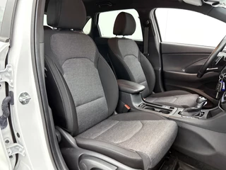 Hyundai I30 1.0 T-GDi MHEV Comfort Smart | Camera | Navigatie | Stoel-/Stuurverwarming | CarPlay | Cruise Control / 12