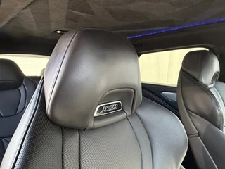 BMW XM PHEV 30 kWh Driving Assistant Professional B&W HUD Massage 360° Elek.Trekhaak Orig.NL BOMVOL! / 17
