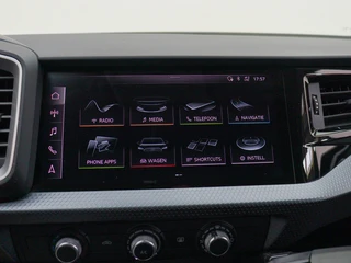 Audi A1 Sportback 25 TFSI Pro Line Zwart dak | Carplay Navigatie | Sportstuur / 29