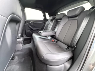 Audi A3 Sportback 45 TFSI e S edition Competition 245pk | PHEV |  3x S LINE | PANORAMADAK | KEYLESS GO & START | BLACK OPTIC PAKKET | STOELVERWARMING | AUDI DEALER ONDERHOUDEN | / 24