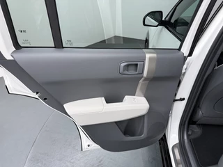 Kia EV3 GT-Line Business Edition 81.4 kWh  Navigatie - Achteruitrijcamera - Apple & Android Carplay - Nieuw uit voorraad leverbaar / 36