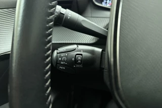 Peugeot 208 1.2 PureTech Blue Lease Active 75 PK | Handgeschakeld | Licht Metalen Velgen | Parkeersensor | Airco | Cruise Control | Bluetooh | Mirror Screen | Apple Carplay | 1e eigenaar / 21