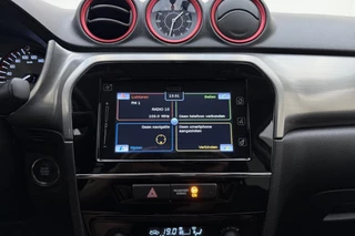 Suzuki Vitara 1.4 S | Trekhaak l Climate Control l Bluetooth l LED l Camera l PDC Voor & Achter l Stoelverwarming l Lichtmetalen Velgen / 27