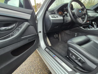 BMW 5 Series 520i High Executive M Sport Schuifdak Apple CarPlay 2e eigenaar dig. Dash NAP NL / 18