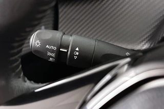 Peugeot 208 1.2 PureTech Active Navigatie Airco Apple CarPlay / 32
