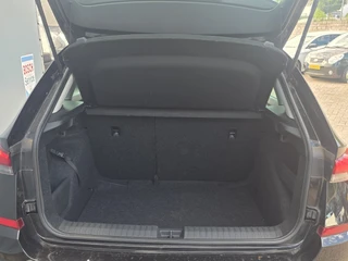 Škoda Kamiq 1.5 TSI ACT Sport Business NAVI AUTOMAAT CAMERA LM / 33