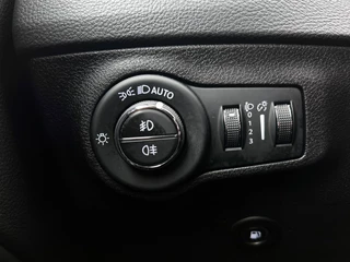 Jeep Compass 4xe 240 Plug-in Hybrid Electric S | Automaat | Cruise control | Navigatie | Camera | Leder / 37