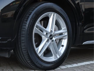 Audi Q5 50 TFSI e S-line  | Luchtvering | Trekhaak | Panoramadak | 92,3% SOH / 11