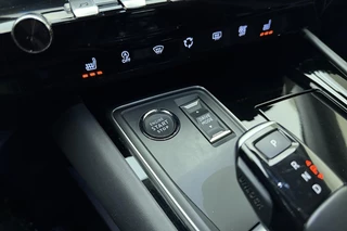Peugeot 508 SW 1.2 PureTech Allure Pack Business 130 PK | Automaat | Camera | Parkeersensor | Adaptive Cruise Control | Stoelverwarming | Navigatie | Climate Control | 1e eigenaar / 28