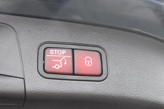 Mercedes EQA 250 Luxury Line 71 kWh | Stoelverwarming | Pano | Leder | / 24