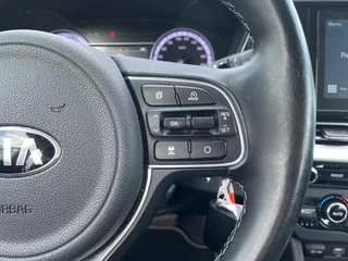 Kia Niro 1.6 GDi PHEV DynamicLine | Climate control | Adaptive cruise control | Stoel + stuur verwarming / 17