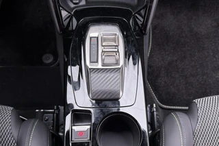Peugeot 208 1.2 Hybrid 145 e-DCS6 GT 2+6 Jaar Garantie / Voordeel / 20