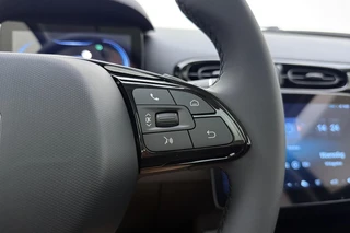 Leapmotor T03 Design 37.3 kWh | Inclusief Overstapweken voordeel | Nieuw | Snel leverbaar | Camera | Panoramadak | Adaptive cruise control | Dodehoek detectie | Lichtmetalen velgen / 21