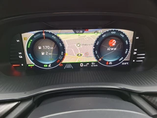 Skoda Octavia 1.4 TSI * RS iV * Navigatiesysteem * Parkeercamera * Stoelverwarming * Head up display * / 26