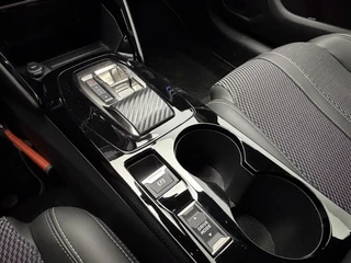 Peugeot e-208 EV GT 51 kWh 3-Fase SOH 96,5% Warmtepomp | 3D i-Cockpit | Carplay&Android | Camera | Full-Led / 14