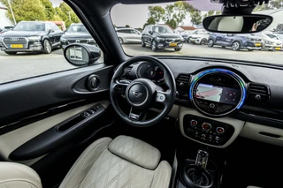 MINI Clubman 1.5 Cooper John Cooper Works  | Pano | 19" | Camera / 23
