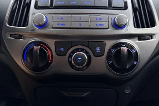 Hyundai i20 1.2i i-Vision / 25