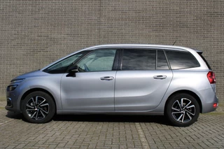 Citroën Grand C4 Spacetourer 1.2 PureTech Shine Automaat 7 zits Cruise/Climate control, Navigatie, Apple Carplay/Android auto,  Audio/DAB, Keyless entry/Start / 2