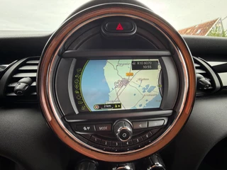 Mini Mini 1.5 Cooper Chili Serious Business / Works / Pano / H&K / Led / Sportleder / Cruise . / 28