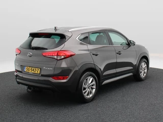 Hyundai Tucson 1.6 GDi 132Pk Comfort | Stoelverwarming | Trekhaak | Camera | Cruise Control | CarPlay | Climatronic | 17 Inch / 2