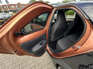 Toyota Aygo X HYBRID 115 ENVY NIEUW EN DIRECT LEVERBAAR!! LED PARK-SENSOREN KEYLESS STOELVERW APPLE/ANDROID CLIMA AD-CRUISE NAVI / 18