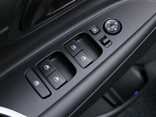 Hyundai Bayon 1.0 T-GDI Comfort Smart | Navi | Private lease 439 pm / 18