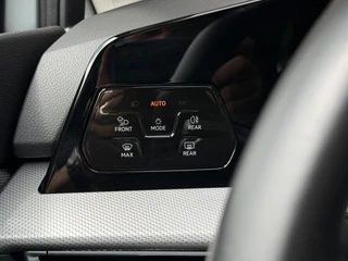 Volkswagen Golf 1.5 eHybrid Life Edition PHEV | ERGO Massage | LED | Camera | ACC | Sfeerverlichting ( Vestiging - Vianen) / 13