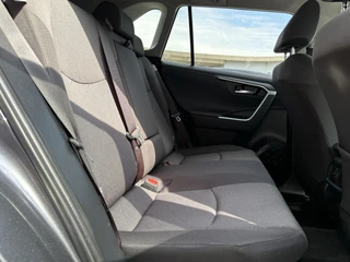 Toyota RAV4 2.5 Hybrid AWD Dynamic LM-VELGEN PARK-SENSOREN STOELVERW APPLE/ANDROID AD-CRUISE CAMERA DAB+ / 16