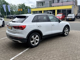 Audi Q3 35 TFSI Advanced edition  | Automaat | LED | Sportstoelen | DAB | Navi | Bluetooth | Stoelverwarming | Virtual Cockpit / 10