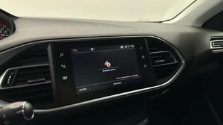 Peugeot 308 SW 1.2 PureTech Blue Lease Executive PANO CARPLAY NAVI. / 35