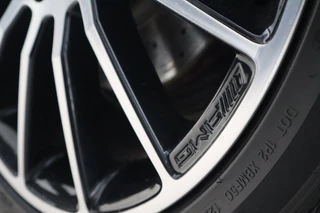 Mercedes-Benz CLA-klasse Shooting Brake 180 AMG Sport White Art Edition Automaat - Alcantara - Trekhaak - Xenon - 18 inch / 33