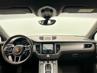 Porsche Macan 3.6 Turbo 400 pk | Bose | Glascoating | Memorie | Camera |Trekhaak | Stoelverwarming | 21 " | / 2