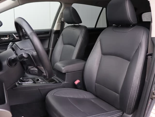 Subaru Outback 2.5i Premium  | Schuifdak | Trekhaak | Winterbandenset | H&K / 4