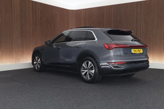 Audi Q8 e-tron 50 340pk quattro S Edition 95 kWh SOH 100% B&O HUD Keyless Stoelverwarming Camera Panoramadak Navigatie 2x S-Line / 10