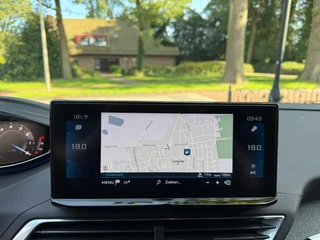 Peugeot 5008 1.2 PureTech Blue Lease Allure  7-Persoons / 35