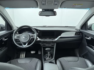 Kia Niro 1.6 GDi Hybrid DynamicPlusLine  - Stoel / Stuurwielverwarming - Climate Control - ACC - Trekhaak - Achteruitrijcamera - Fabrieksgarantie tot 02-2028 / 37