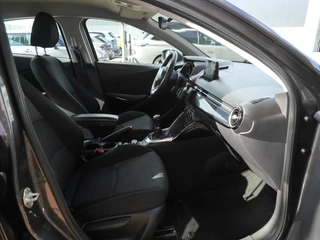Mazda 2 1.5 Skyactiv-G Dynamic / 13