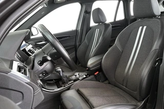 BMW X1 xDrive25e M Sport Stoelverwarming LED Sportstoelen Navi / 7