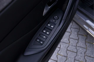 Peugeot 408 1.2 Hybrid 145 e-DCS6 Allure  | 360° Camera | 19" / 22