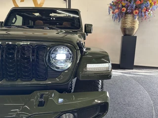 Jeep Wrangler Unlimited 4xe 380 Sahara PHEV | FACELIFT | EL. STOELEN / 19