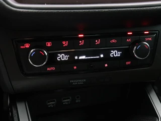 SEAT Arona 1.0 TSi 115 Pk Fr Business Intense | Carplay | Cruise Control | Climate Control | Camera | Parkeersensoren | 17 Inch / 29