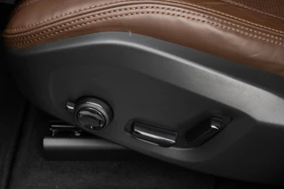 Volvo XC60 2.0 PHEV T6 AWD Inscription|Stuur-Stoelverw.+Vent.|Bowers & Wilkins|Camera|ACC|Pano| / 19