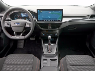 Ford Focus 1.0 Ecoboost automaat ST line X Panoramdak | Afn. Trekhaak | / 4
