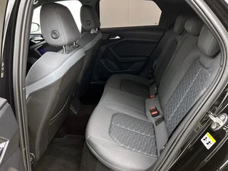 Audi A1 Sportback 35 TFSI Pro Line S | Camera | Stoelverwarming | Navigatie | Cruise Control / 31