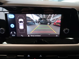 Volkswagen Golf 1.0 eTSi 110pk DSG Business 5-drs. CAMERA/KEYLESS/WINTERPACK/CARPLAY/17INCH / 4